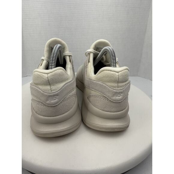 New Balance Women’s Size 8 Revlite 247 Off White Cream Running Shoes Trainers - Picture 8 of 12